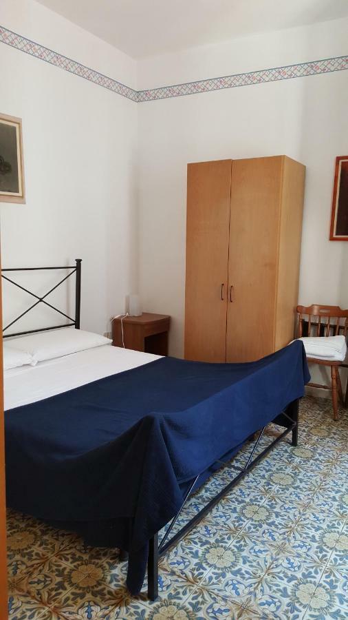 Albergo Pensione Ardenza Self Check-In Ливорно Екстериор снимка